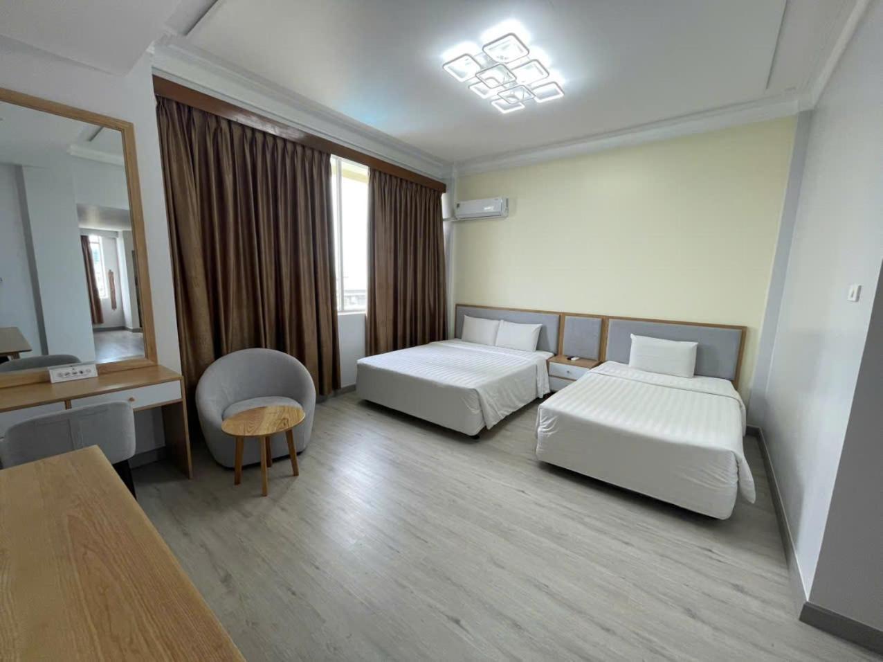 Khách sạn Sammy 4*